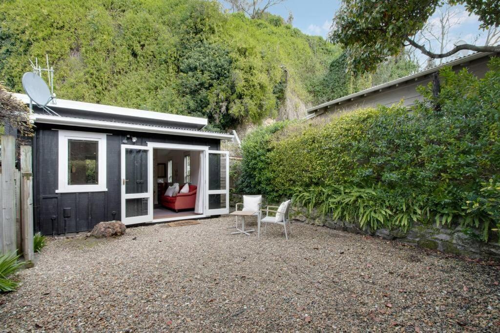 Tiny Home Big Vibes In Central Napier Εξωτερικό φωτογραφία